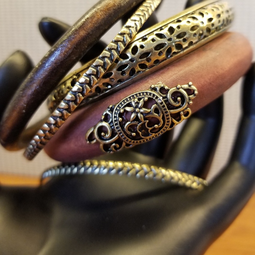 Bangles Set